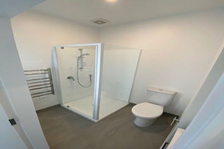 Photo of property in 23 Rua Kai Way, Brooklyn, Wellington, 6021