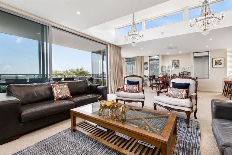 Photo of property in 8a Macmillan Avenue, Cashmere, Christchurch, 8022