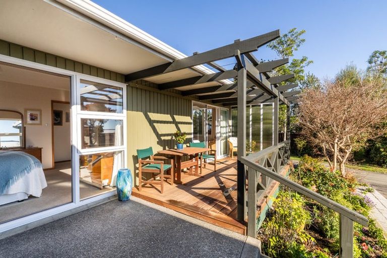 Photo of property in 9 James Cook Street, Havelock North, 4130