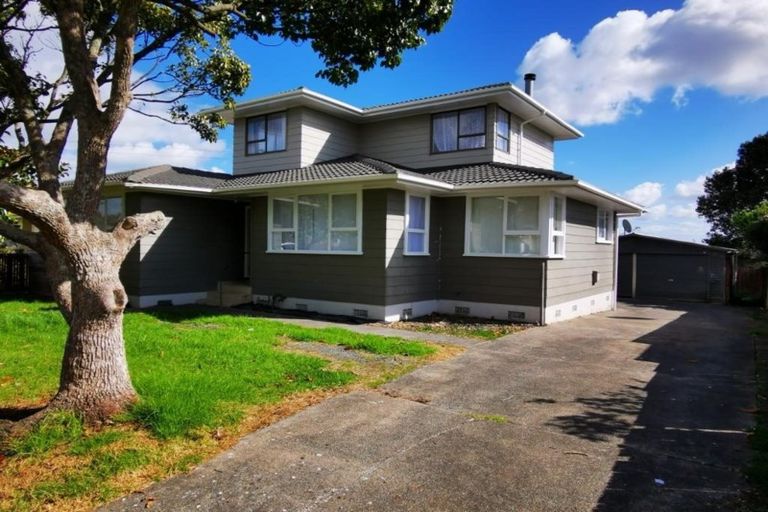 Photo of property in 27 Zelda Avenue, Clover Park, Auckland, 2023