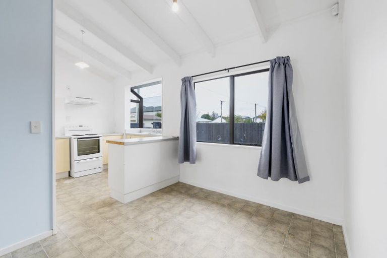 Photo of property in 2 Inverness Avenue, Hamilton East, Hamilton, 3216