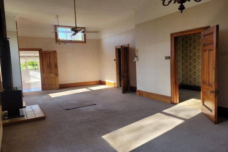 Photo of property in 27 Wood Street, Greytown, 5712