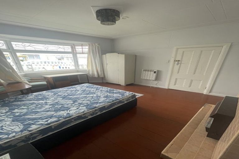 Photo of property in 53 Wilson Street, Newtown, Wellington, 6021