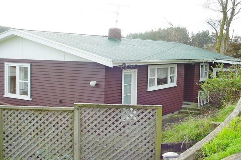 Photo of property in 6 Massey Street, Tawa, Wellington, 5028