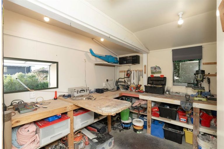 Photo of property in 6 Hillcrest Lane, Levin, 5510