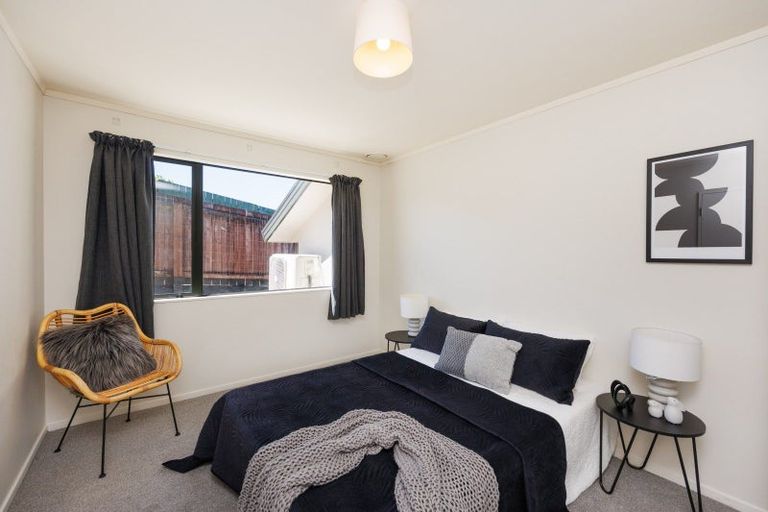 Photo of property in 92 Parnell Heights, Kelvin Grove, Palmerston North, 4414