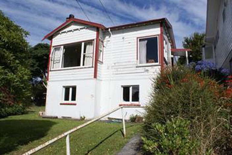 Photo of property in 3 Seaview Road, Paremata, Porirua, 5024