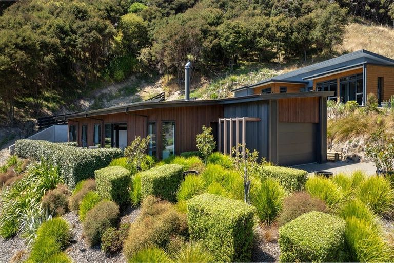 Photo of property in 9 Koura Road, Atawhai, Nelson, 7010