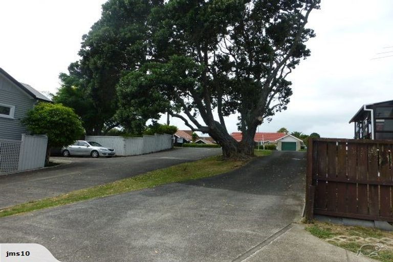 Photo of property in 2/87 Cook Street, Howick, Auckland, 2014