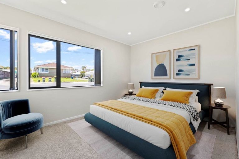 Photo of property in 2 Pantera Way, Hillpark, Auckland, 2102