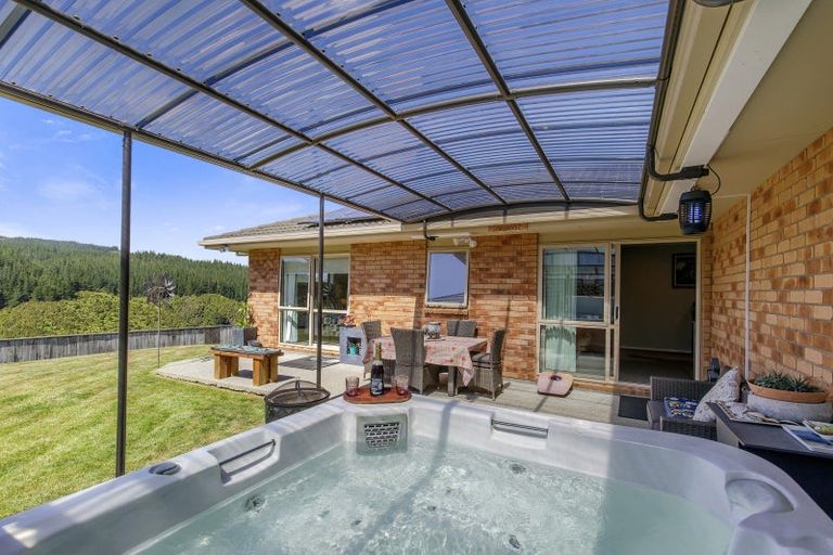 Photo of property in 103 Kirton Drive, Riverstone Terraces, Upper Hutt, 5018