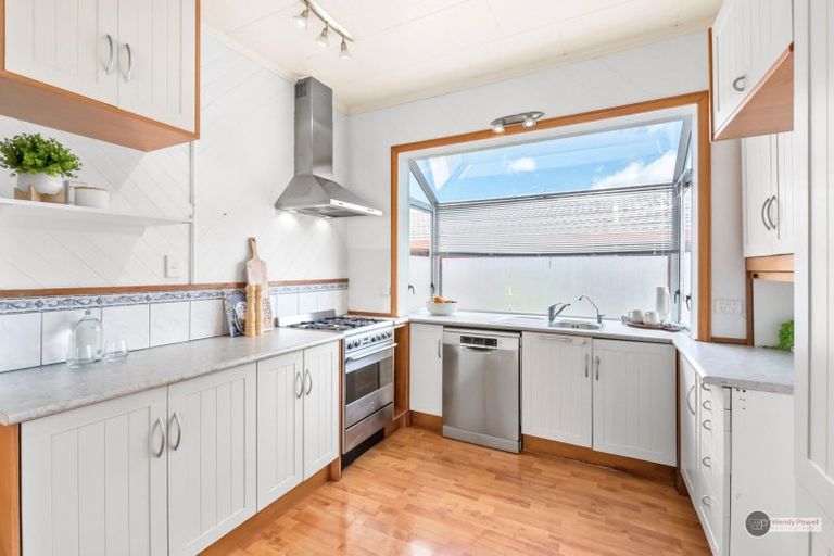 Photo of property in 43 Bauchop Road, Waterloo, Lower Hutt, 5011