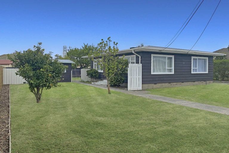 Photo of property in 26 Mortlake Street, Islington, Christchurch, 8042