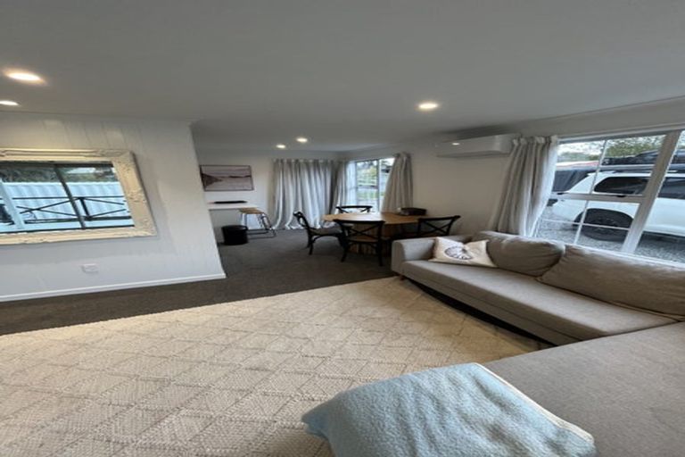 Photo of property in 1/8 Azimuth Place, Whitby, Porirua, 5024