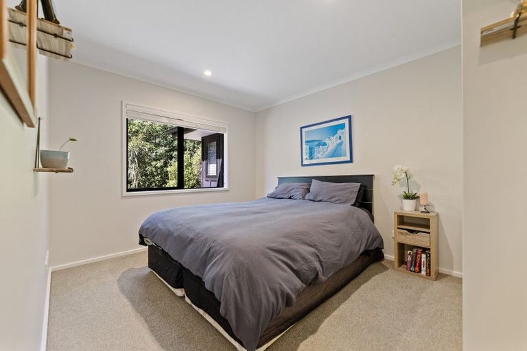 Photo of property in 68 Parawera Drive, Acacia Bay, Taupo, 3330