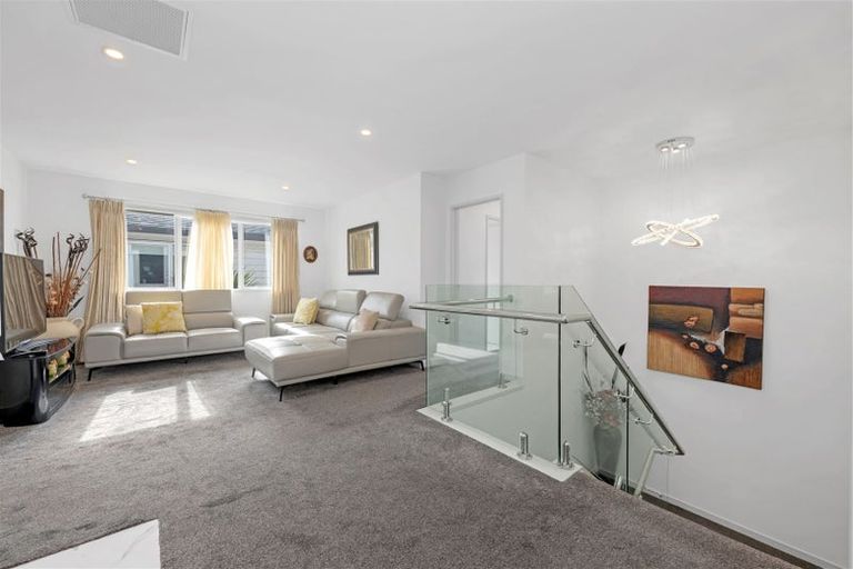 Photo of property in 39 Hikuawa Road, Flat Bush, Auckland, 2019