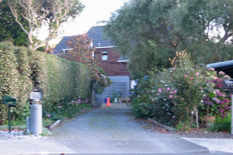 Photo of property in 22 Sunny Glen, Waikanae, 5036