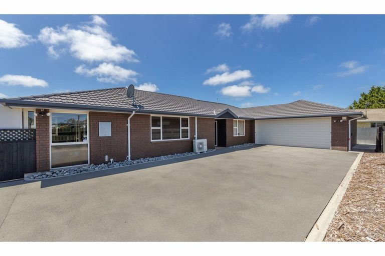 Photo of property in 15a Cleland Street, Belfast, Christchurch, 8051