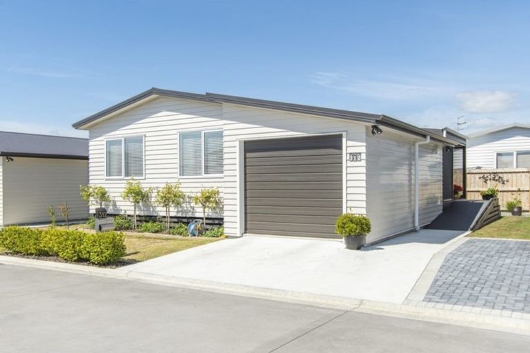 Photo of property in 11 Kamahi Crescent, Papamoa Beach, Papamoa, 3118