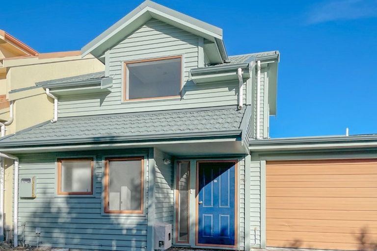 Photo of property in 13 Birkhall Grove, Strathmore Park, Wellington, 6022