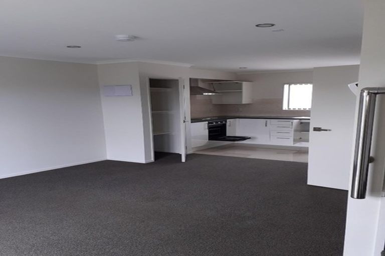 Photo of property in 10/4 Wallson Crescent, Wiri, Auckland, 2104