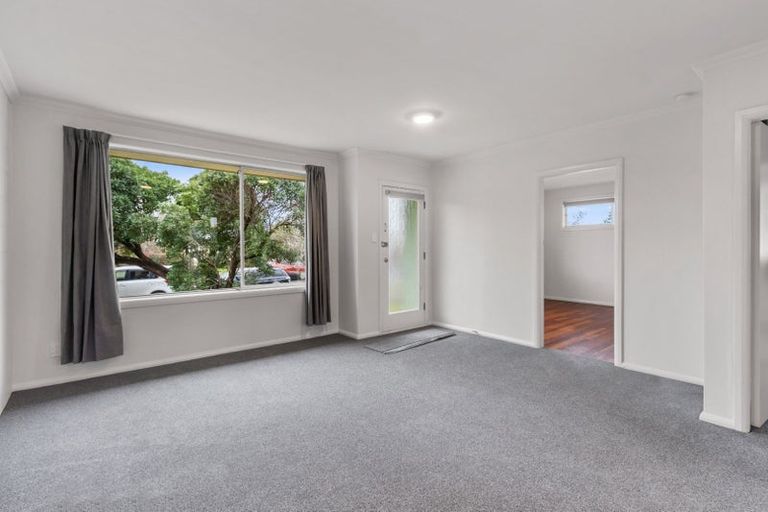 Photo of property in 5a Kowhai Street, Hamilton Lake, Hamilton, 3204