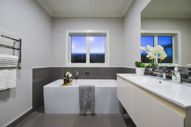 Photo of property in 17 Karl Michael Crescent, Flagstaff, Hamilton, 3210