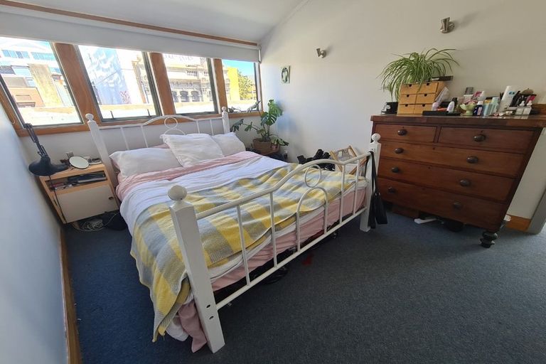 Photo of property in Sta Travel Flats, 1/130 Cuba Street, Te Aro, Wellington, 6011