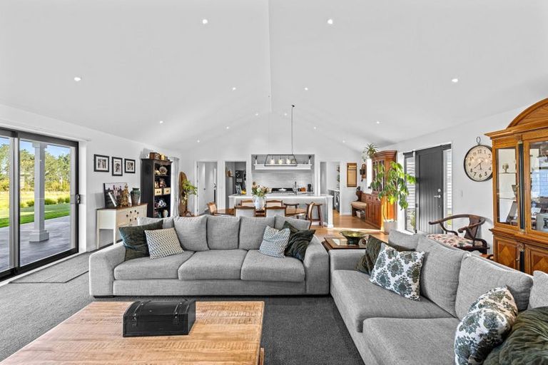 Photo of property in 71 Davis Road, Cust, Rangiora, 7471