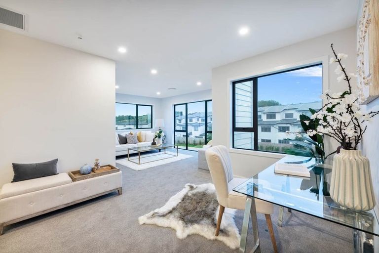 Photo of property in 11 Jack Hawken Lane, Silverdale, 0932