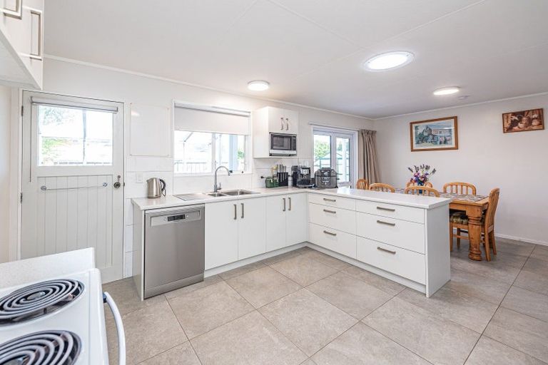 Photo of property in 19 Exeter Crescent, Springvale, Whanganui, 4501