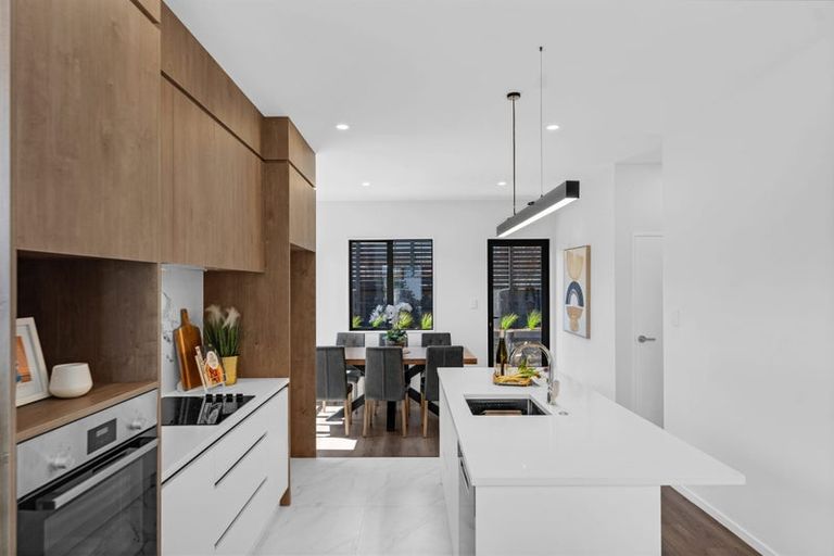 Photo of property in 9 Greenbrier Street, Westgate, 0814