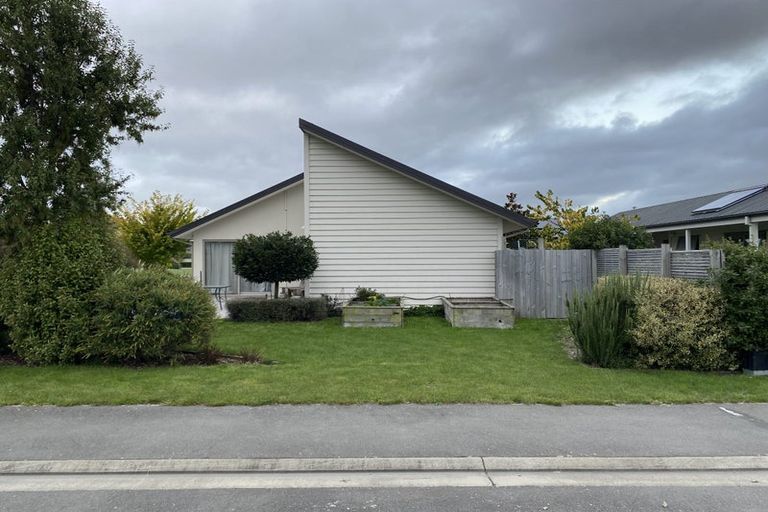 Photo of property in 6 Maitland Crescent, Rolleston, 7614