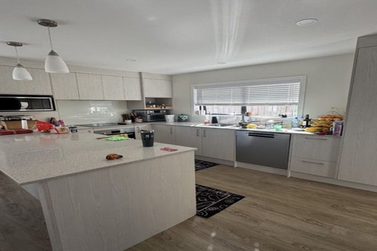 Photo of property in 79a Chilcott Road, Henderson, Auckland, 0612