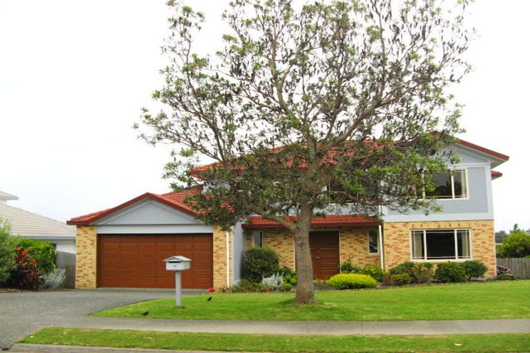 Photo of property in 14 Alec Craig Way, Gulf Harbour, Whangaparaoa, 0930