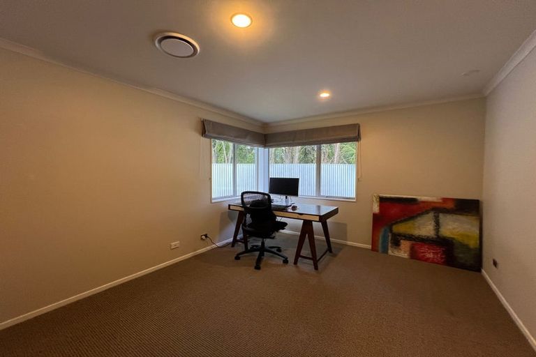 Photo of property in 20 Azure Place, Huntington, Hamilton, 3210