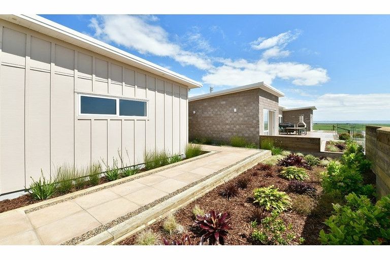 Photo of property in 3354 Kaipara Coast Highway, Glorit, Warkworth, 0984