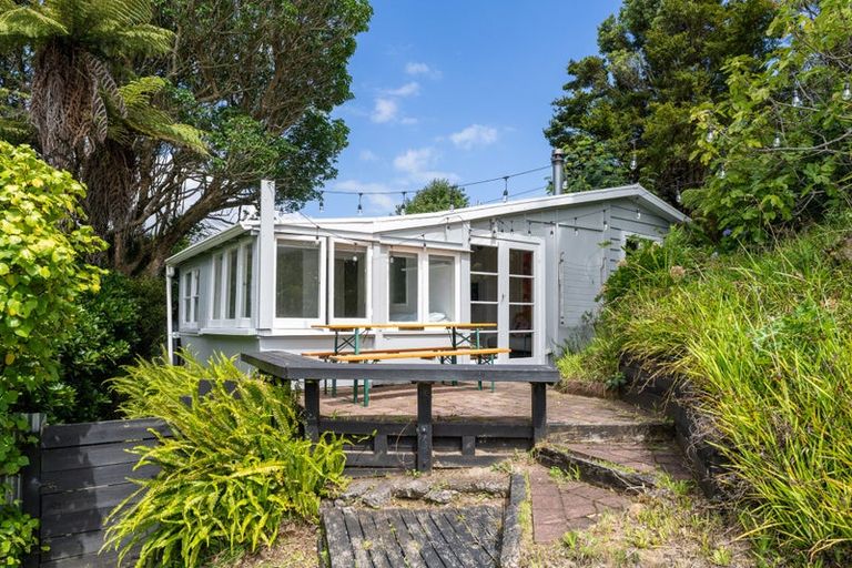 Photo of property in 34 Government Road, Raglan, 3225