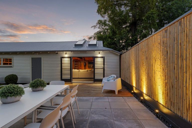 Photo of property in 69 Tomes Road, St Albans, Christchurch, 8052