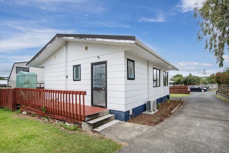 Photo of property in 1/3 Bloomfield Place, Onerahi, Whangarei, 0110