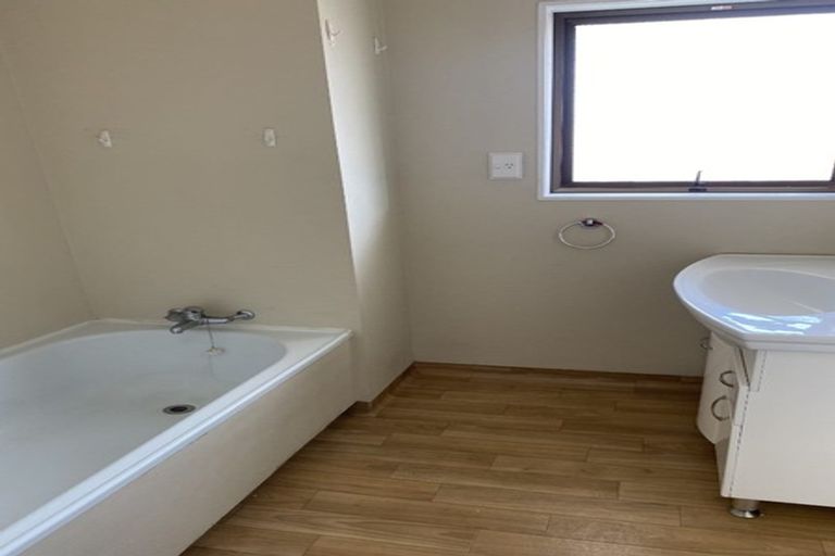 Photo of property in 411 Gloucester Street, Taradale, Napier, 4112