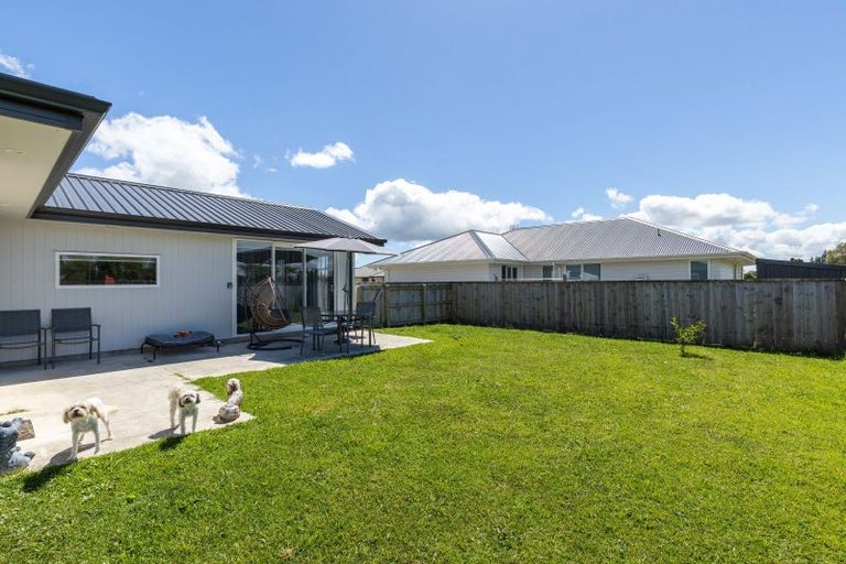 Photo of property in 6 Toutouwai Lane, Inglewood, 4330