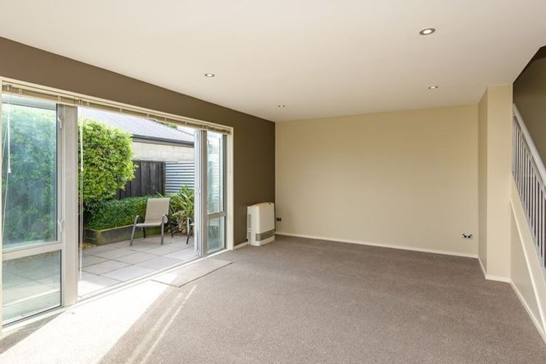 Photo of property in 94 Packe Street, Edgeware, Christchurch, 8013