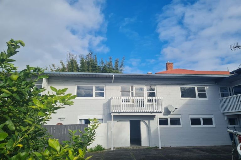 Photo of property in 2/40 Roslyn Terrace, Devonport, Auckland, 0624