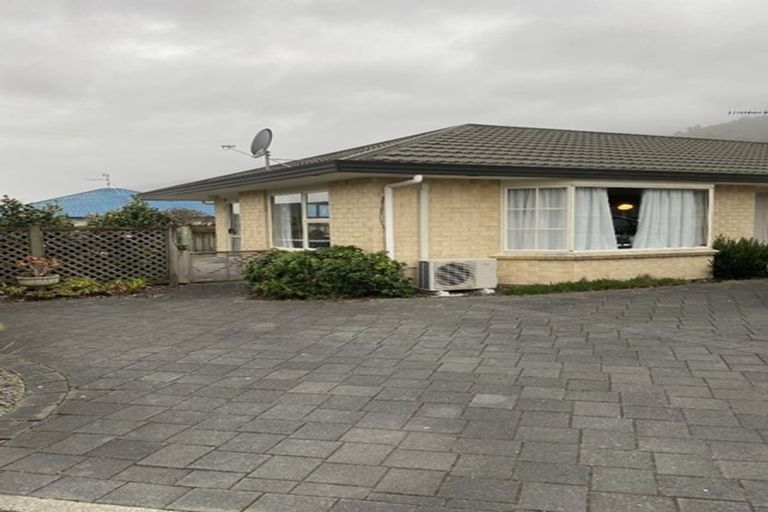 Photo of property in 5b Hemi Street, Waikanae, 5036