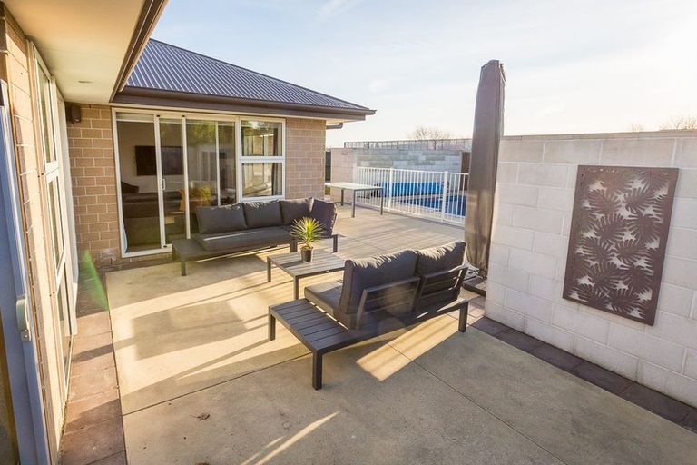 Photo of property in 57 Mokihi Gardens, Hillmorton, Christchurch, 8024