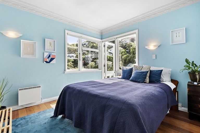 Photo of property in 100 Barnard Street, Wadestown, Wellington, 6012