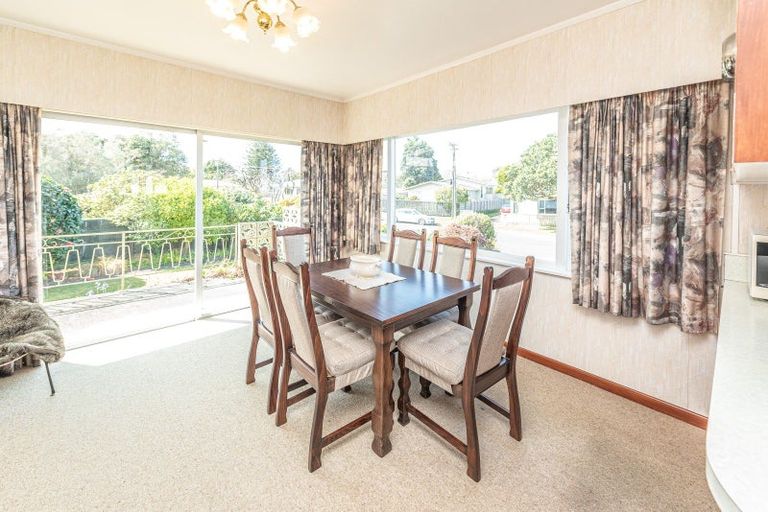 Photo of property in 6 Tirimoana Place, Otamatea, Whanganui, 4501