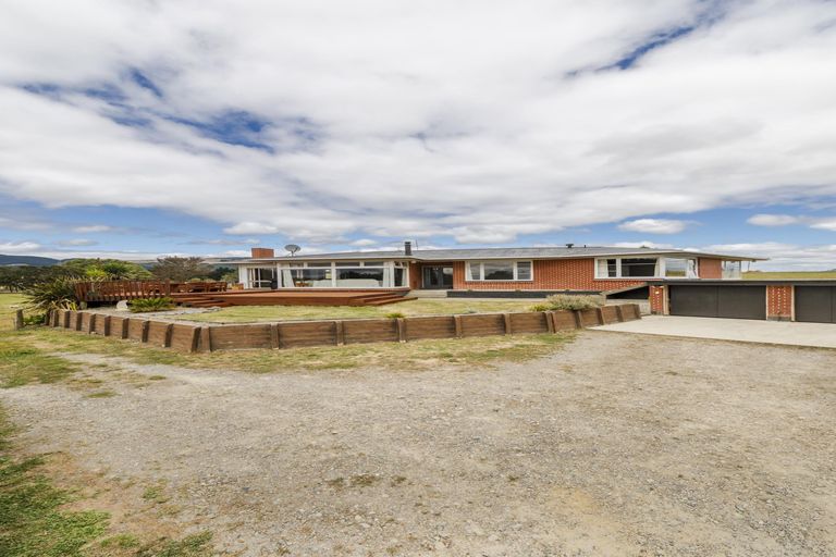 Photo of property in 1255 Tennent Drive, Linton, Palmerston North, 4472