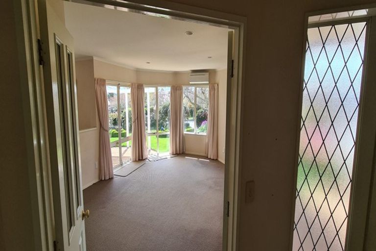 Photo of property in 11 Frisken Place, Lynmore, Rotorua, 3010